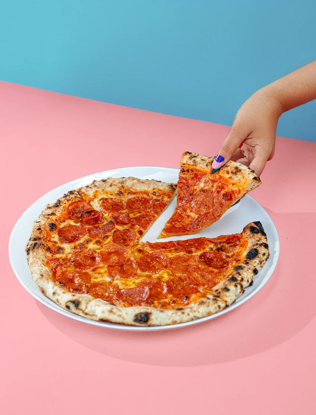 Pizza pepperoni lista para compartir